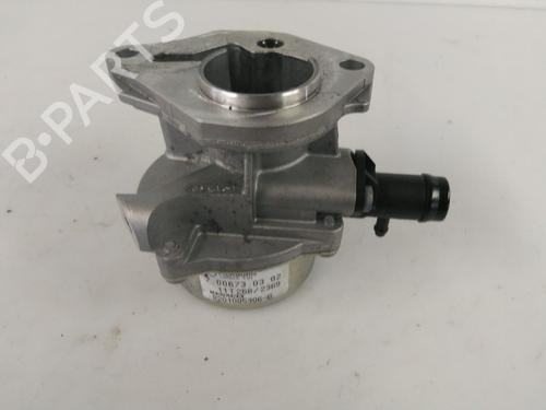 Used Vacuum pump RENAULT KANGOO Express (FW0/1_) 1.5 dCi 90 (FW0G, FW05, FW08, FW11) (90 hp) 22465583