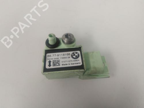 Elektronische module BMW 5 Touring (E61) 520 d (150 hp) 30811229