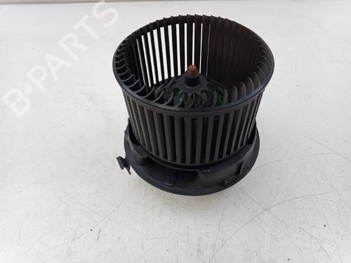 Varmeblæser Varmeblæser PEUGEOT 107 (PM_, PN_) 1.0 (68 hp) 33888890 33888890