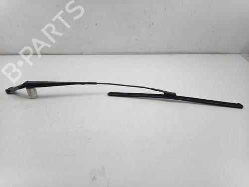 Used Front windshield wiper arm FIAT DUCATO Van (250_) 160 Multijet 2,2 D (160 hp) 30623933