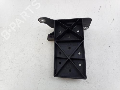 front-bumper-bracket-renault-twingo-iii-bcm_-bca_-2014-32330218 main image