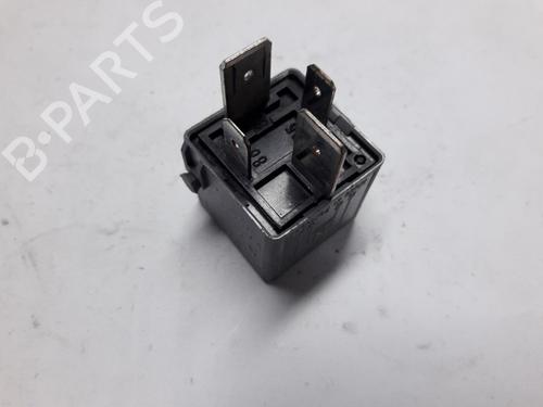Electronic sensor MERCEDES-BENZ C-CLASS (W203) C 180 Kompressor (203.046) | BP22498924M84 