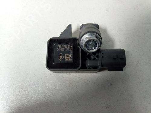 Used Electronic module RENAULT MEGANE III Grandtour (KZ0/1) 1.5 dCi (KZ09, KZ0D, KZ1G, KZ29, KZ14, KZ1W, KZ10, KZ1F,... (110 hp) 22500938