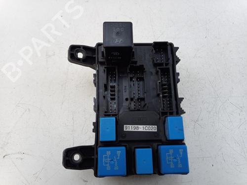 Sikringsdåse Sikringsdåse HYUNDAI GETZ (TB) 1.4 i (97 hp) 34561971 34561971