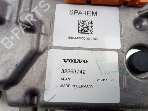 Inverter/Converter VOLVO V60 II (225) T8 Plug-in Hybrid AWD | BP30132003M119 