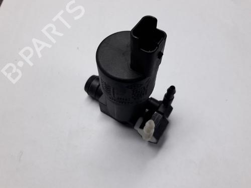 Sprinklervæskepumpe PEUGEOT 208 I (CA_, CC_) 1.0 VTi (68 hp) 22469748