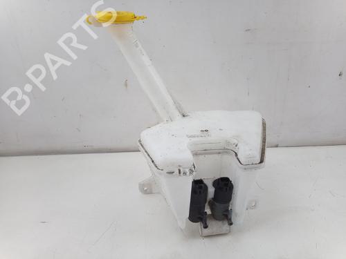 Used Windscreen washer tank TOYOTA YARIS (_P13_) 1.3 (NSP130_, NSP130) (99 hp) 29925359