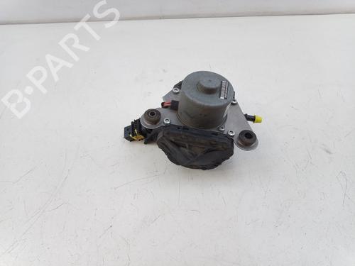 Used Vacuum pump MERCEDES-BENZ B-CLASS Sports Tourer (W246, W242) Electric Drive / B 250 e (242.890) (180 hp) 24052493