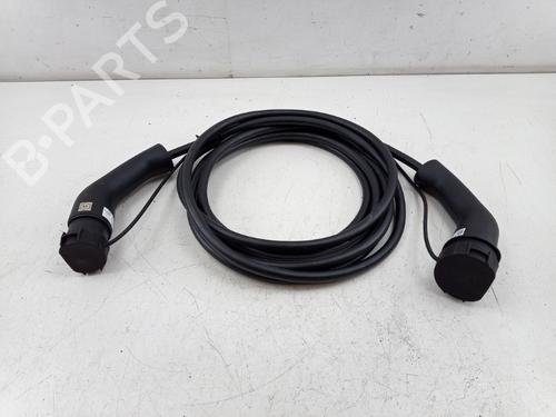 BP32480993O1 main image