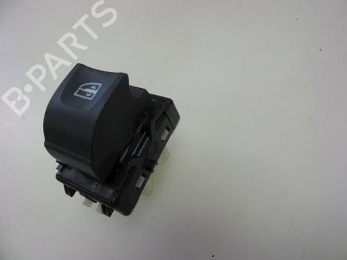 Used Switch DACIA SANDERO II TCe 90 (B8M1, B8MA, B8AC) (90 hp) 22481998