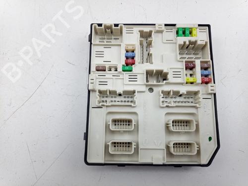 Used Fuse box RENAULT MEGANE III Grandtour (KZ0/1) 1.5 dCi (KZ09, KZ0D, KZ1G, KZ29, KZ14, KZ1W, KZ10, KZ1F,... (110 hp) 30497193