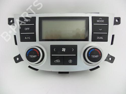 Used Climate control HYUNDAI SANTA FÉ II (CM) 2.2 CRDi 4x4 (155 hp) 22455039