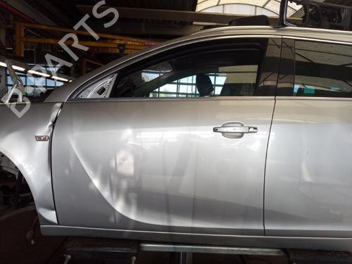 Used Left front door OPEL INSIGNIA A Sports Tourer (G09) 1.8 (35) (140 hp) 28814551