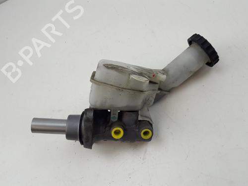 Used Brake master cylinder MITSUBISHI OUTLANDER III (GG_W, GF_W, ZJ, ZL, ZK) Plug-in Hybrid (GG2W) (200 hp) 22512672