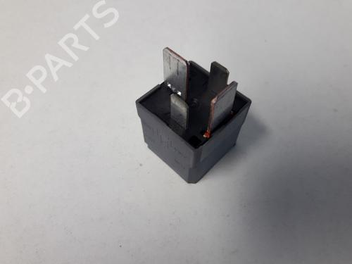 Used Electronic sensor MERCEDES-BENZ A-CLASS (W176) A 180 CDI / d (176.012) (109 hp) 22498600