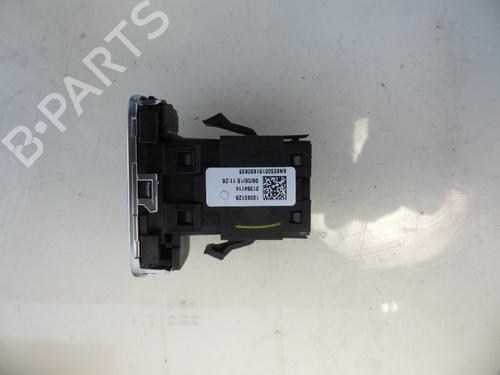 Electronic module VOLVO V40 Hatchback (525) D2 | BP22479720M83 