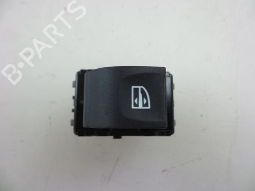Switch RENAULT MEGANE IV Grandtour (K9A/M/N_) 1.2 TCe 100 | BP22500852I30