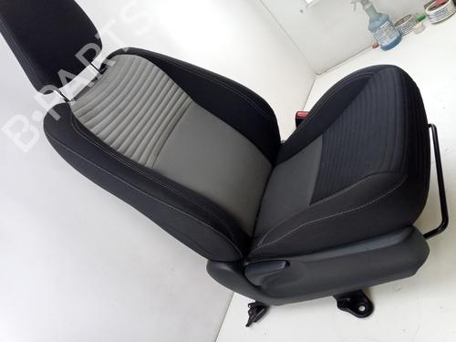Right front seat TOYOTA YARIS (_P13_) 1.5 Hybrid (NHP130_) | BP27159706C16 