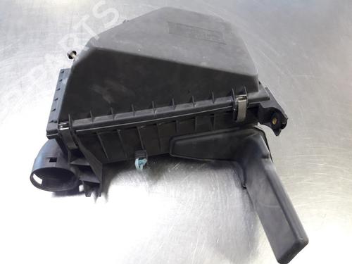 Luftfilter kasse MITSUBISHI CARISMA Saloon (DA_) 1.6 (DA1A) (99 hp) 22454130