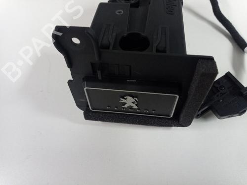 Used Other PEUGEOT 3008 II SUV (MC_, MR_, MJ_, M4_) 1.2 THP/ PureTech 130 (MRHNSM, MRHNSU, MRHNSJ, MRHNYW,... (131 hp) 22494573