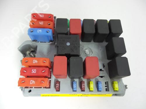 Used Fuse box ALFA ROMEO 147 (937_) 1.9 JTD (937.AXD1A, 937.BXD1A, 937.AXV1A, 937.BXB1A,... (115 hp) 30834901