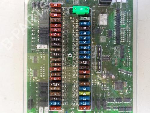 Used Fuse box MERCEDES-BENZ SPRINTER 3,5-t Van (B906) 319 CDI / BlueTEC (906.631, 906.633, 906.635, 906.637) (190 hp) 22485655
