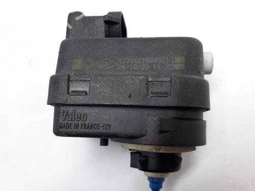 Headlight adjuster motor RENAULT TRAFIC II Bus (JL) 1.9 dCI 80 (JL0B) | BP22499876E19
