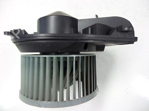 Motor calefaccion VW PASSAT B3/B4 Variant (3A5, 35I) 1.9 TDI (90 hp) 22453396
