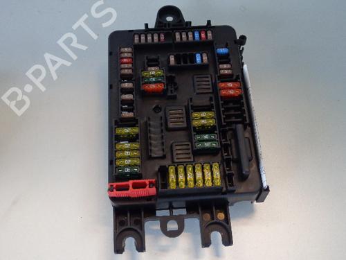 Used Fuse box BMW 3 (F30, F80) 320 d (163 hp) 22467197