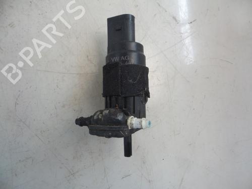 Used Washer pump AUDI Q5 (8RB) 2.0 TDI quattro (170 hp) 22484165