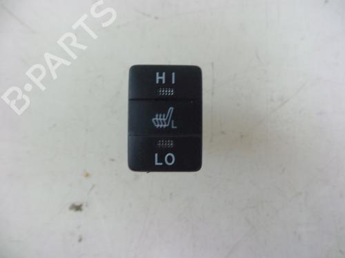 Used Switch TOYOTA AURIS Estate (_E18_) 1.8 Hybrid (ZWE186_, ZWE186R, ZWE186H) (136 hp) 22488490