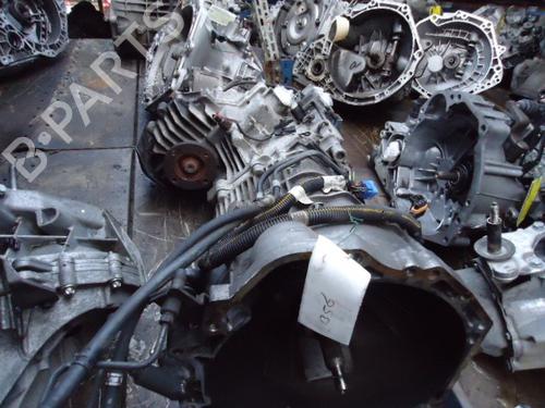Used Gearbox Gearbox OPEL FRONTERA B (U99) 2.2 i (6B_ZC, 6B_VF, 6B_66, 6B_76) (136 hp) 24375817 24375817