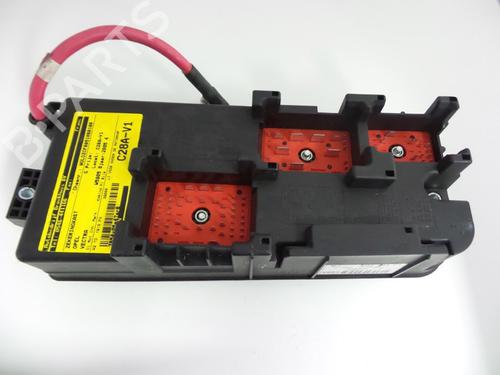 Boîte à Fusibles OPEL VECTRA C GTS (Z02) 1.9 CDTI (F68) | BP22452298E1 