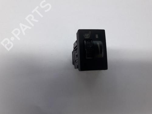Used Switch TOYOTA AURIS Estate (_E18_) 1.8 Hybrid (ZWE186_, ZWE186R, ZWE186H) (136 hp) 22480525