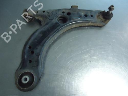 Used Right front suspension arm SKODA OCTAVIA I Combi (1U5) 1.6 (102 hp) 22451890