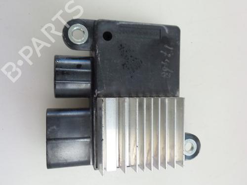 Used Control unit Control unit TOYOTA YARIS (_P13_) 1.5 Hybrid (NHP130_, NHP130) (101 hp) 22481234 22481234