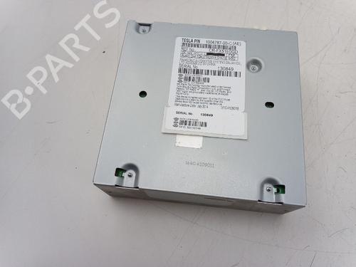 Elektronische module TESLA MODEL S (5YJS) 85 (367 hp) 22494832