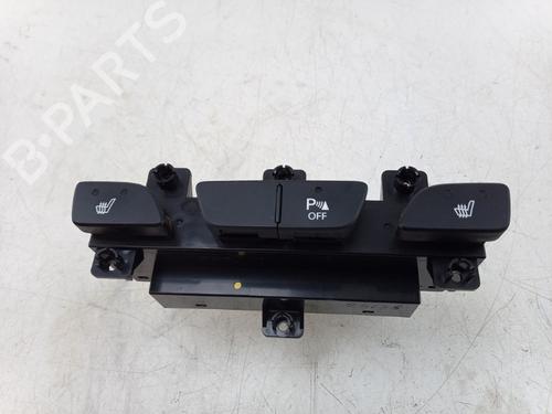 Used Switch Switch HYUNDAI ix35 (LM, EL, ELH) 2.0 (163 hp) 40263844 40263844