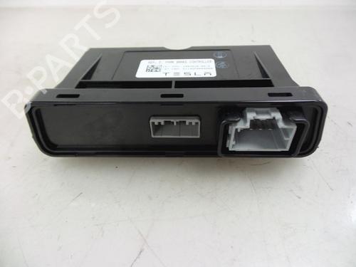 Control unit TESLA MODEL S (5YJS) 85 | BP22485525M11 - Image 3