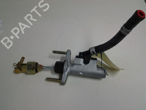 Used Clutch slave cylinder TOYOTA YARIS (_P1_) 1.3 (NCP10, SCP12_) (86 hp) 22450293