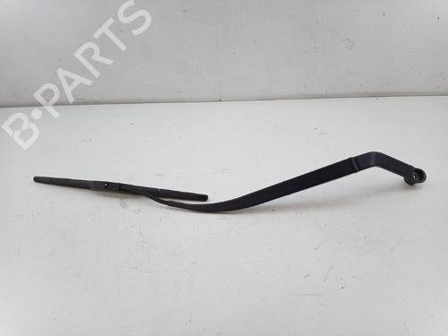 Front windshield wiper arm MITSUBISHI OUTLANDER III (GG_W, GF_W, ZJ, ZL, ZK) 2.0 Hybrid 4WD (GG2W) | BP29283224C143 