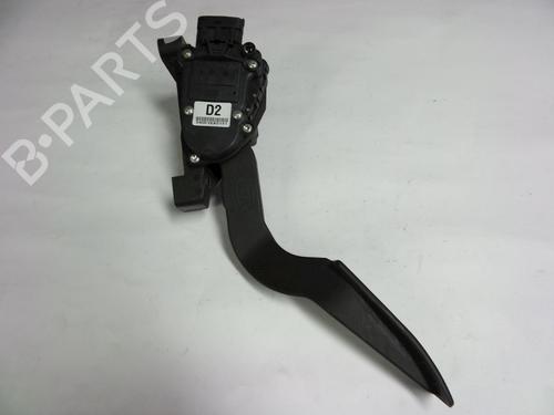 Used Pedal KIA CERATO I Saloon (LD) 2.0 CRDi (112 hp) 22468751