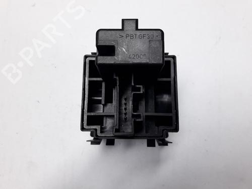 Switch RENAULT MEGANE II Estate (KM0/1_) 1.5 dCi (KM16, KM1E) | BP22500261I30 