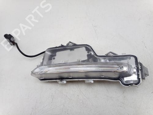 Used Left daytime light Left daytime light 38911638 38911638