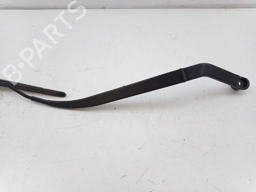 Front windshield wiper arm MITSUBISHI OUTLANDER III (GG_W, GF_W, ZJ, ZL, ZK) 2.0 Hybrid 4WD (GG2W) | BP29283224C143 
