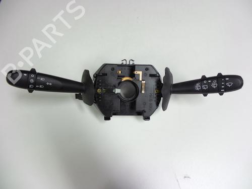 Commodo Essuie Glace / Phare ALFA ROMEO 147 (937_) 1.9 JTD (937.AXD1A, 937.BXD1A, 937.AXV1A, 937.BXB1A,... (115 hp) 30834890