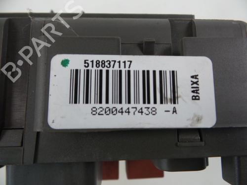 Fuse box RENAULT ESPACE IV (JK0/1_) 2.2 dCi (JK0H) | BP22475320E1