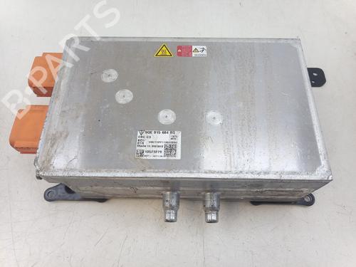 Used Electronic module Electronic module PORSCHE TAYCAN (Y1A) Turbo (Y1AFC1) (680 hp) 39724552 39724552