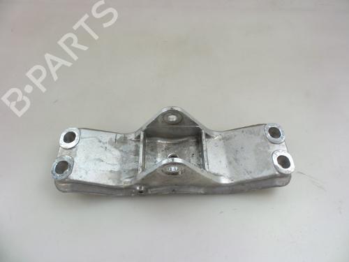 Used Gearbox mount Gearbox mount 22481577 22481577