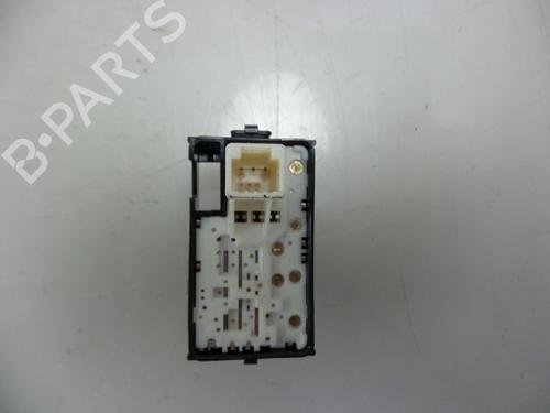 Switch TOYOTA AURIS Estate (_E18_) 1.8 Hybrid (ZWE186_, ZWE186R, ZWE186H) | BP22482571I30 